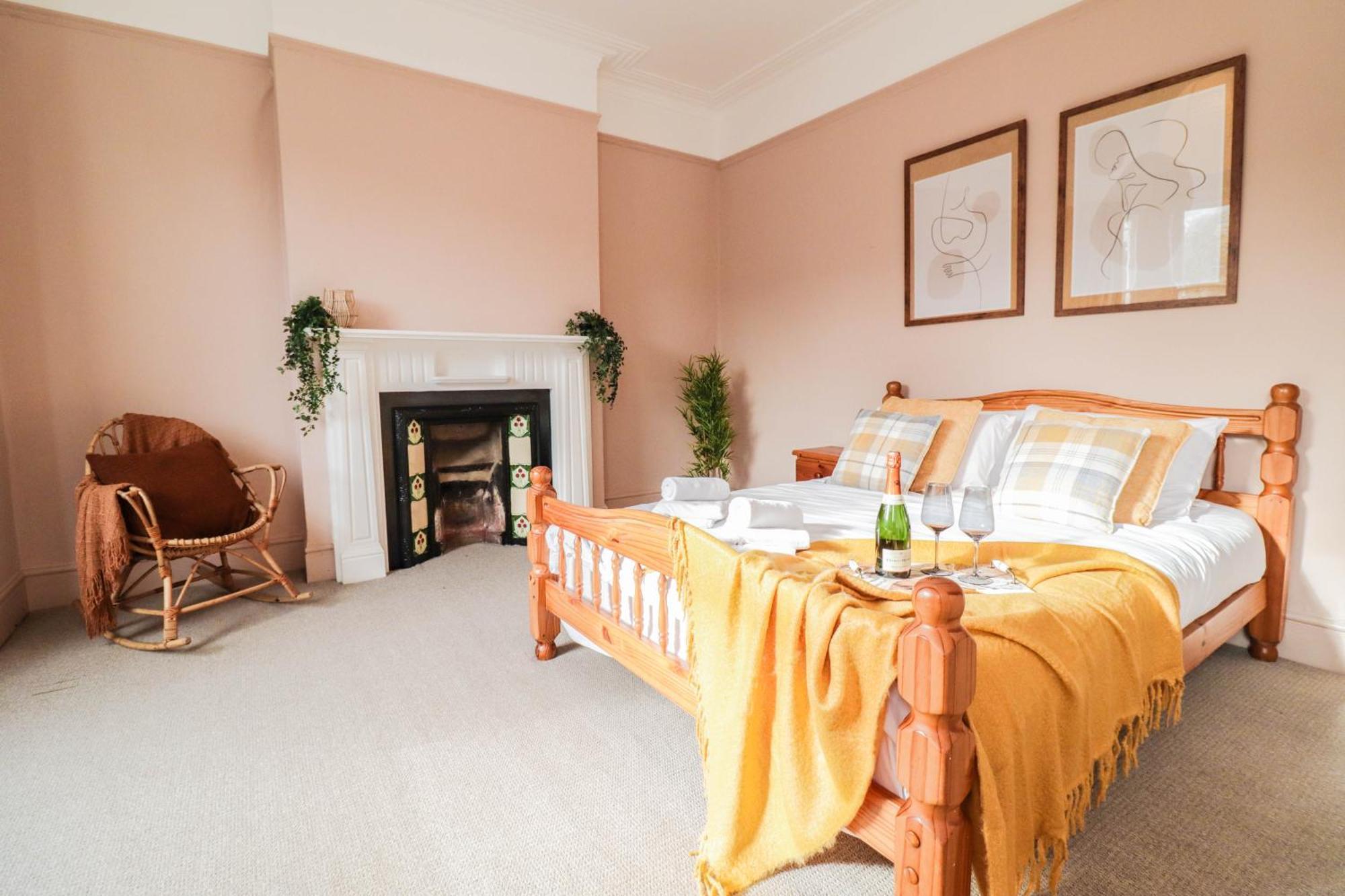 Case de vacanță Stunning 5 Bed House In Clapham - Free Wifi!