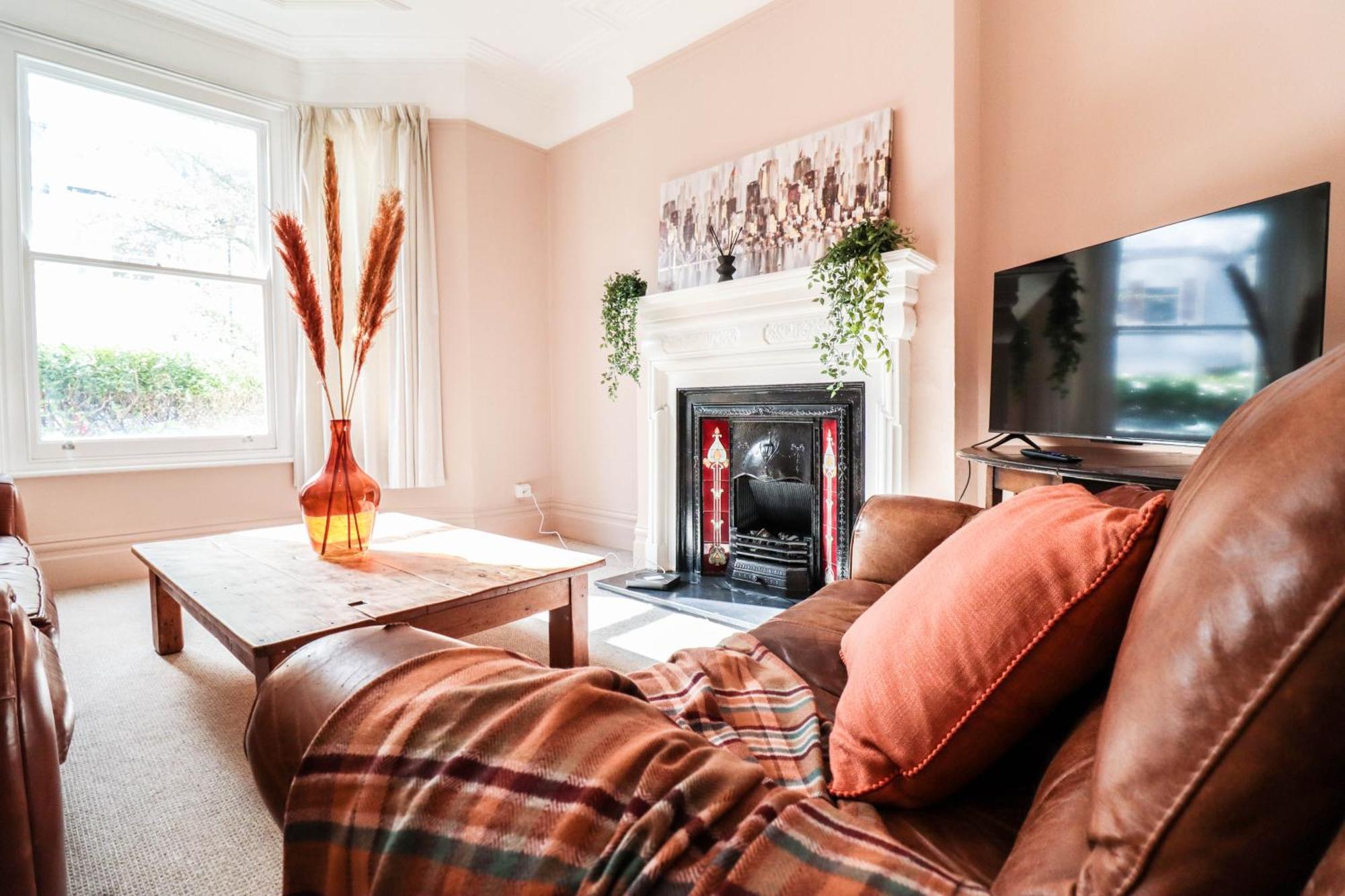 Case de vacanță Stunning 5 Bed House In Clapham - Free Wifi!