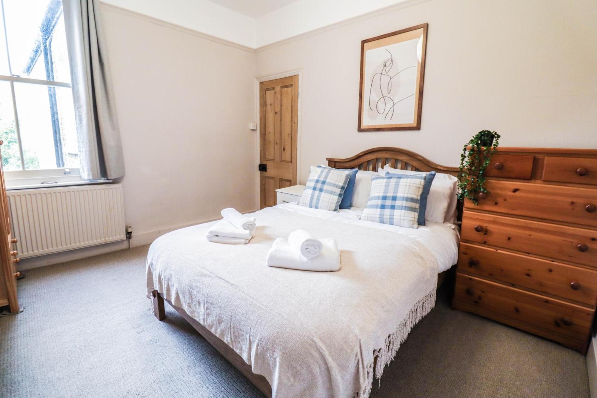 Stunning 5 Bed House In Clapham - Free Wifi! Londra