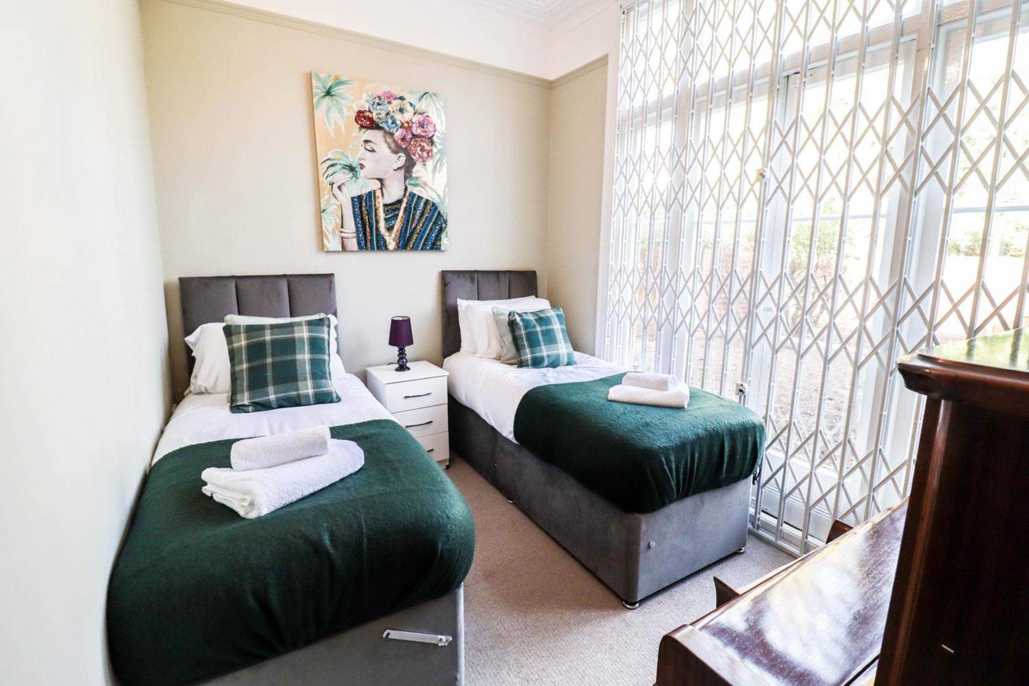Stunning 5 Bed House In Clapham - Free Wifi! Londra