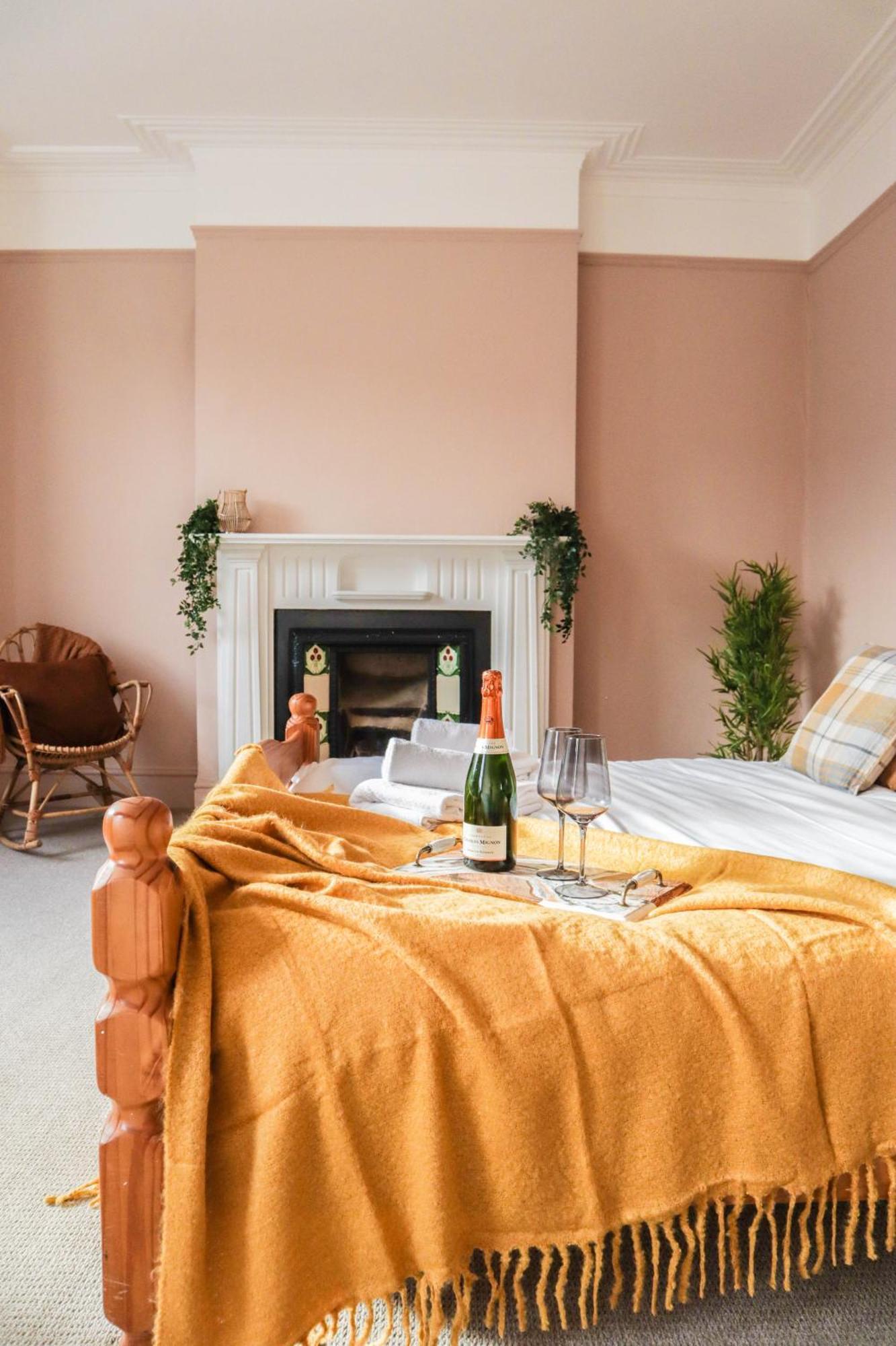 Case de vacanță Stunning 5 Bed House In Clapham - Free Wifi!