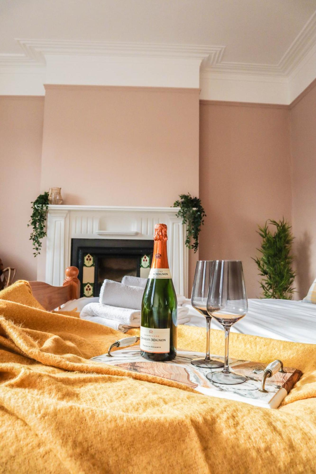 Case de vacanță Stunning 5 Bed House In Clapham - Free Wifi! *