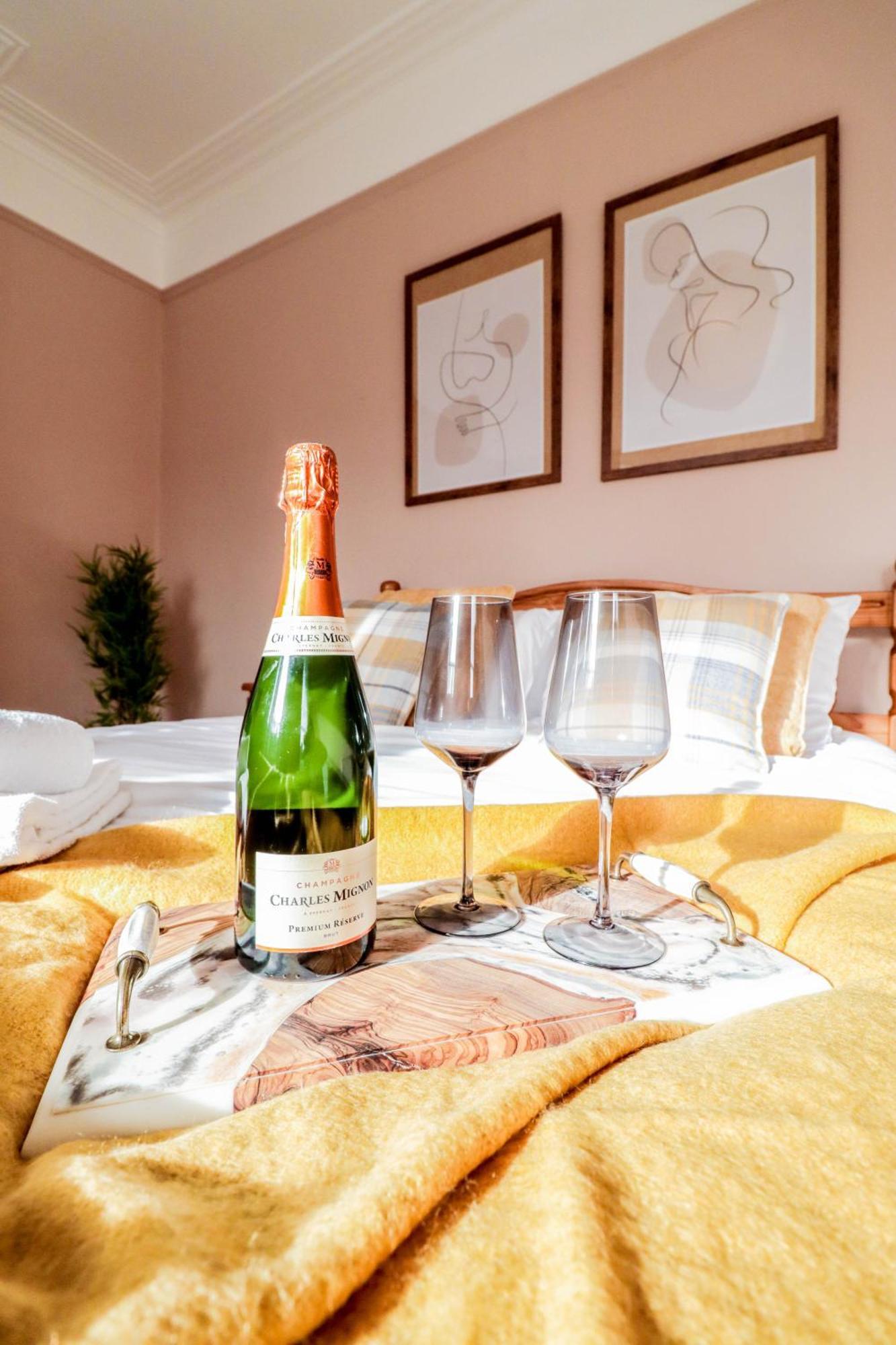 Case de vacanță Stunning 5 Bed House In Clapham - Free Wifi! *